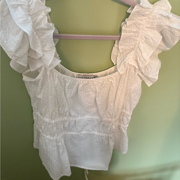 Chic White Ruffled Blouse - Picture 2 of 3